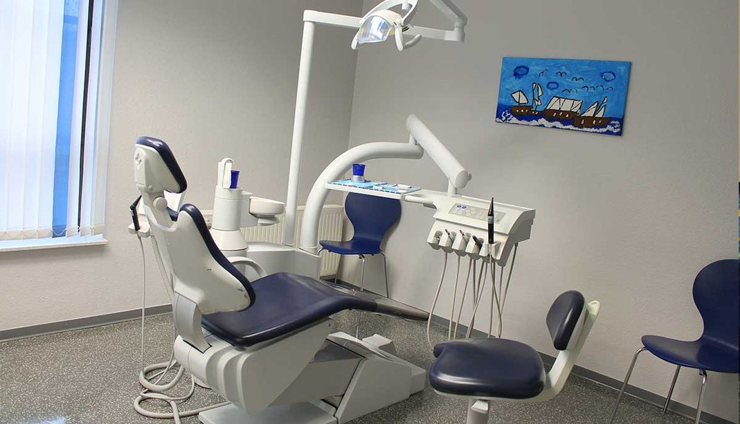 Zahnarztpraxis Dr. Gerold Mintert Praxis 1